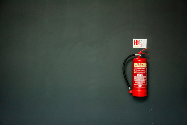 Foam fire extinguisher