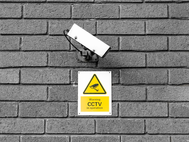 do CCTV cameras record audio
